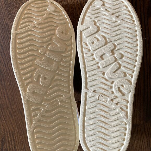 NWT Disney Native Moana Slip On Waterproof Shoes | Women's Size 9, Men's Size 7 - Picture 7 of 10